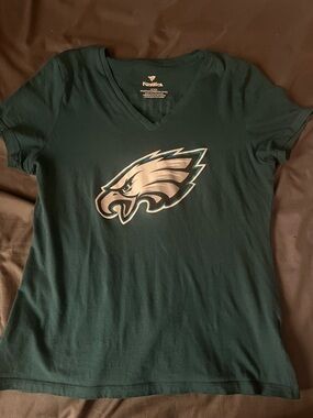 Fanatics jalen hurts 1 womens vneck green eagles Philadelphia jersey tee m